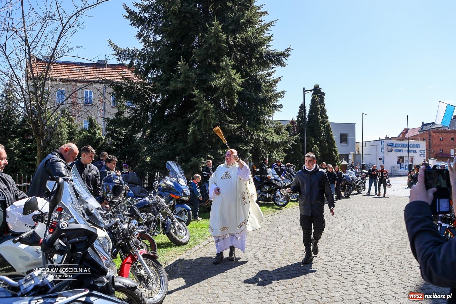 Zdjęcie w galerii na portalu naszraciborz.pl: Rozpoczęcie sezonu motocyklowego w Raciborzu [FOTO i WIDEO] wiadomości z regionu