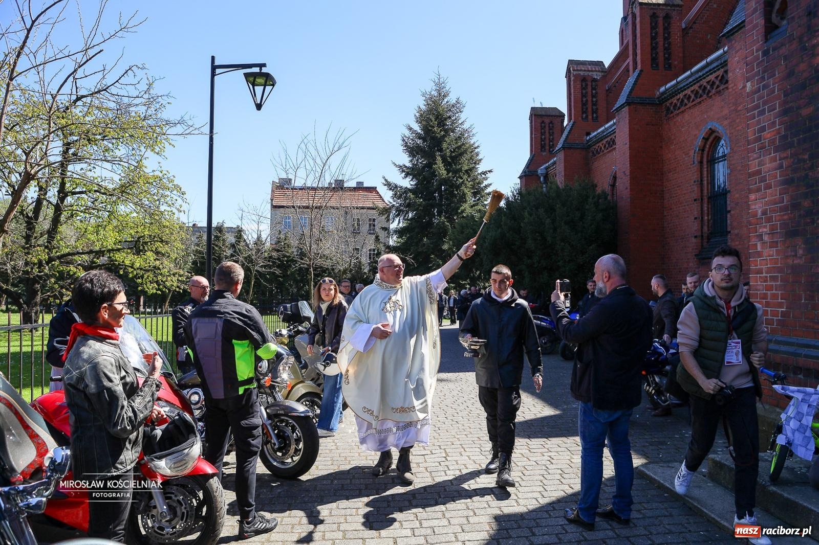 Zdjęcie w galerii na portalu naszraciborz.pl: Rozpoczęcie sezonu motocyklowego w Raciborzu [FOTO i WIDEO] wiadomości z regionu