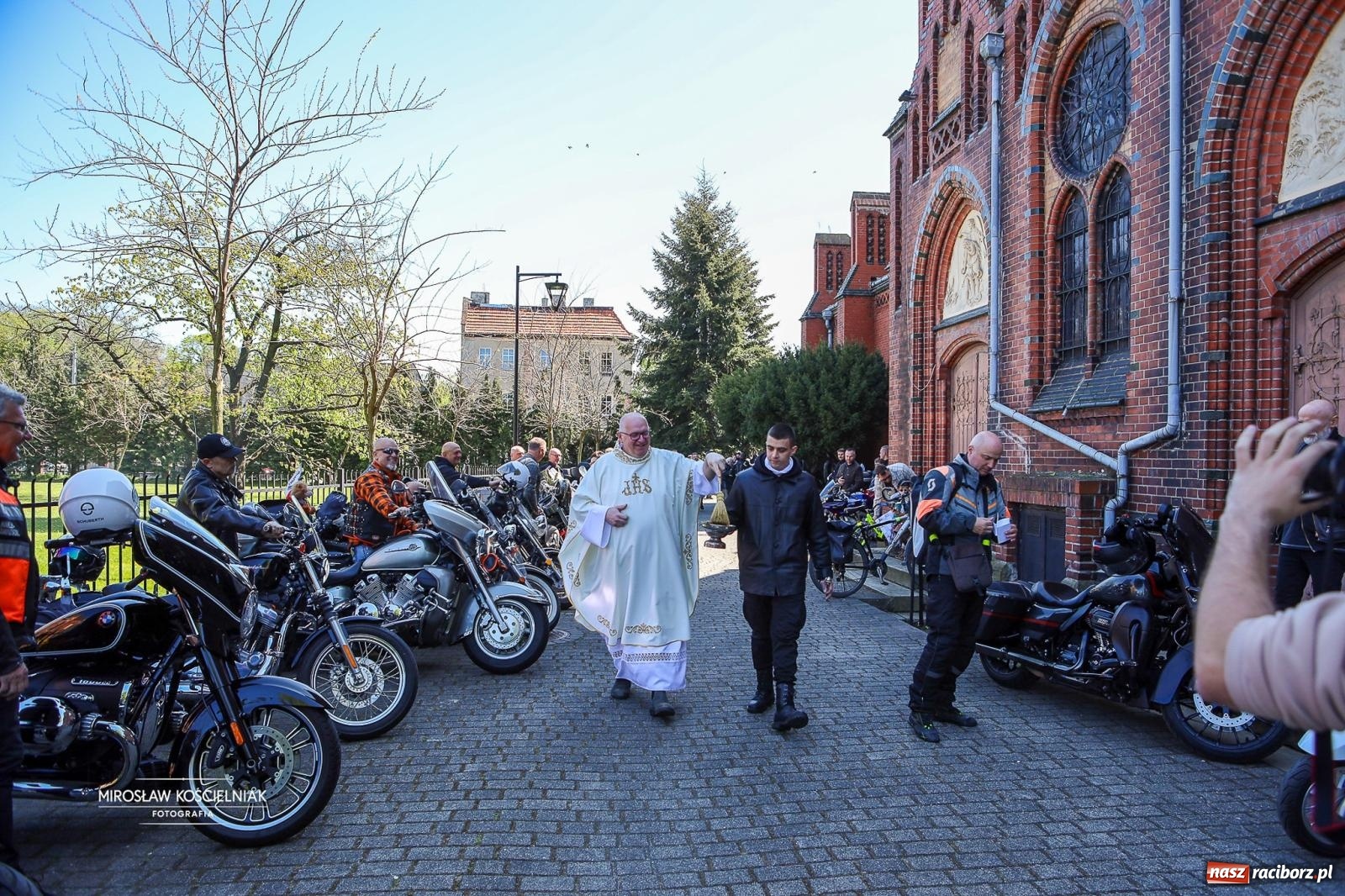 Zdjęcie w galerii na portalu naszraciborz.pl: Rozpoczęcie sezonu motocyklowego w Raciborzu [FOTO i WIDEO] wiadomości z regionu