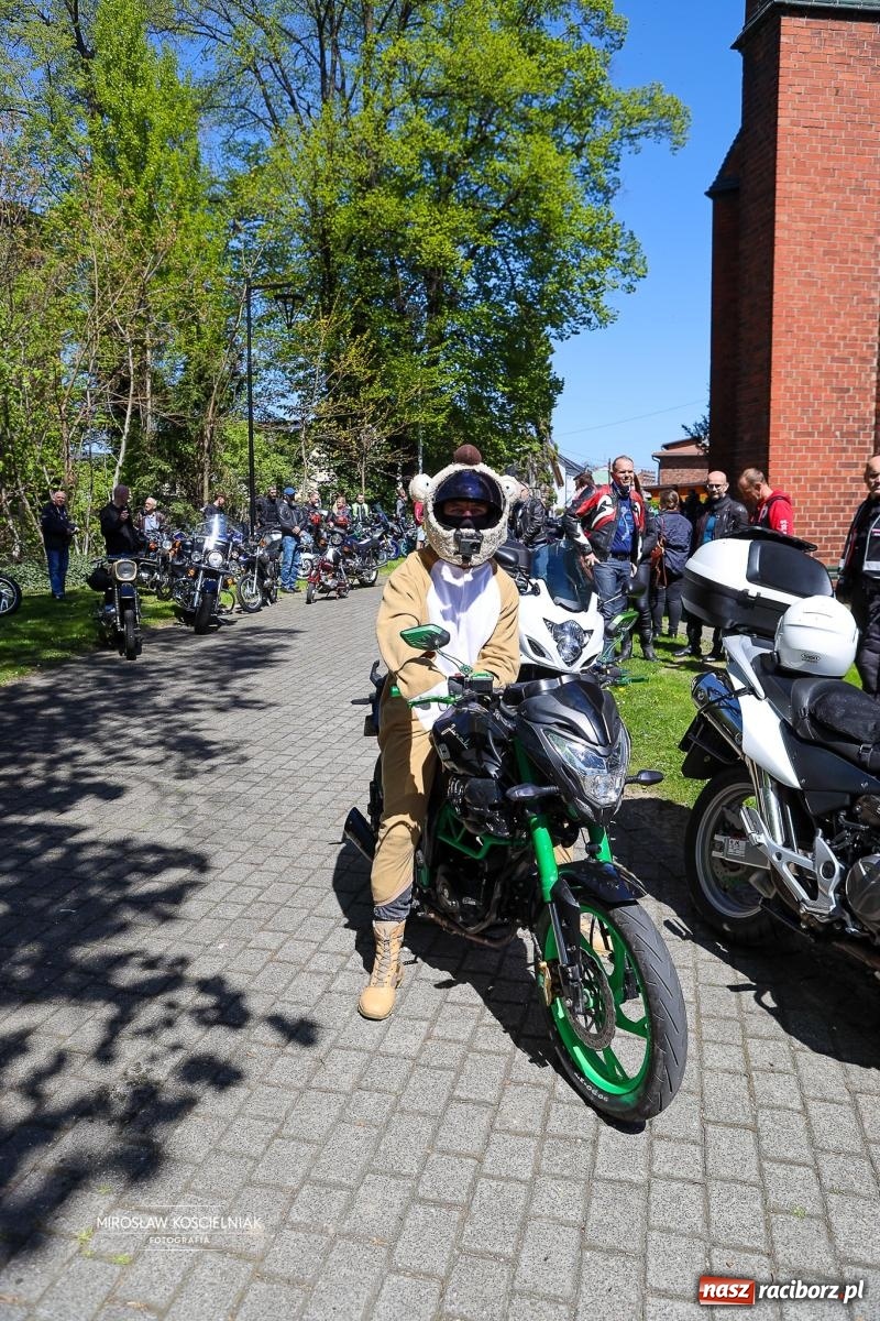 Zdjęcie w galerii na portalu naszraciborz.pl: Rozpoczęcie sezonu motocyklowego w Raciborzu [FOTO i WIDEO] wiadomości z regionu