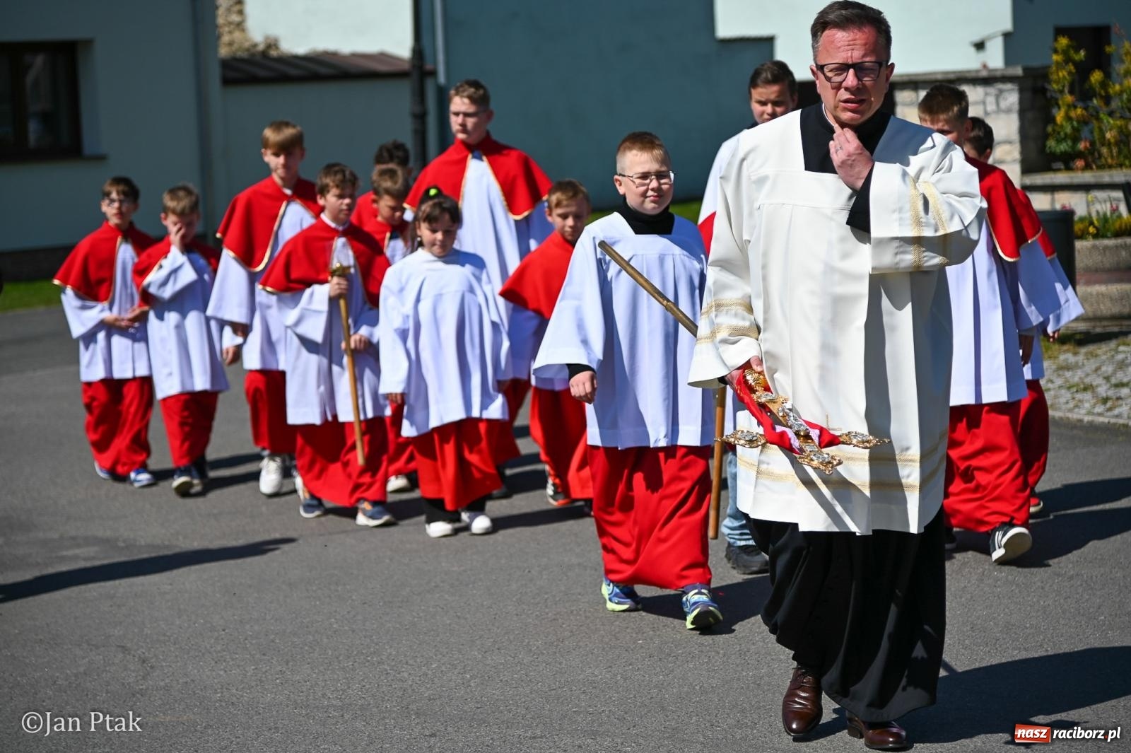 Zdjęcie w galerii na portalu naszraciborz.pl: Diecezjalne Święto Rodziny i XIII Jarmark Cysterski w Jemielnicy [FOTO] wiadomości z regionu