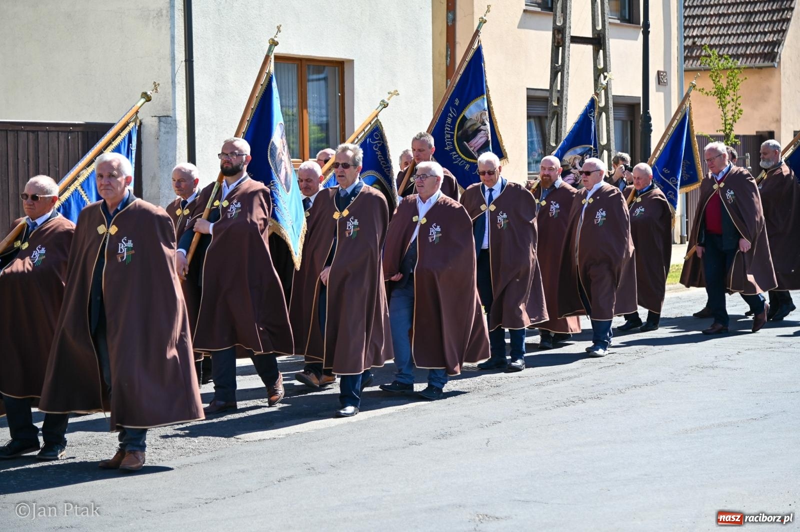 Zdjęcie w galerii na portalu naszraciborz.pl: Diecezjalne Święto Rodziny i XIII Jarmark Cysterski w Jemielnicy [FOTO] wiadomości z regionu
