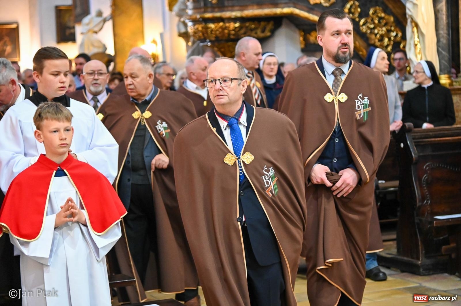 Zdjęcie w galerii na portalu naszraciborz.pl: Diecezjalne Święto Rodziny i XIII Jarmark Cysterski w Jemielnicy [FOTO] wiadomości z regionu