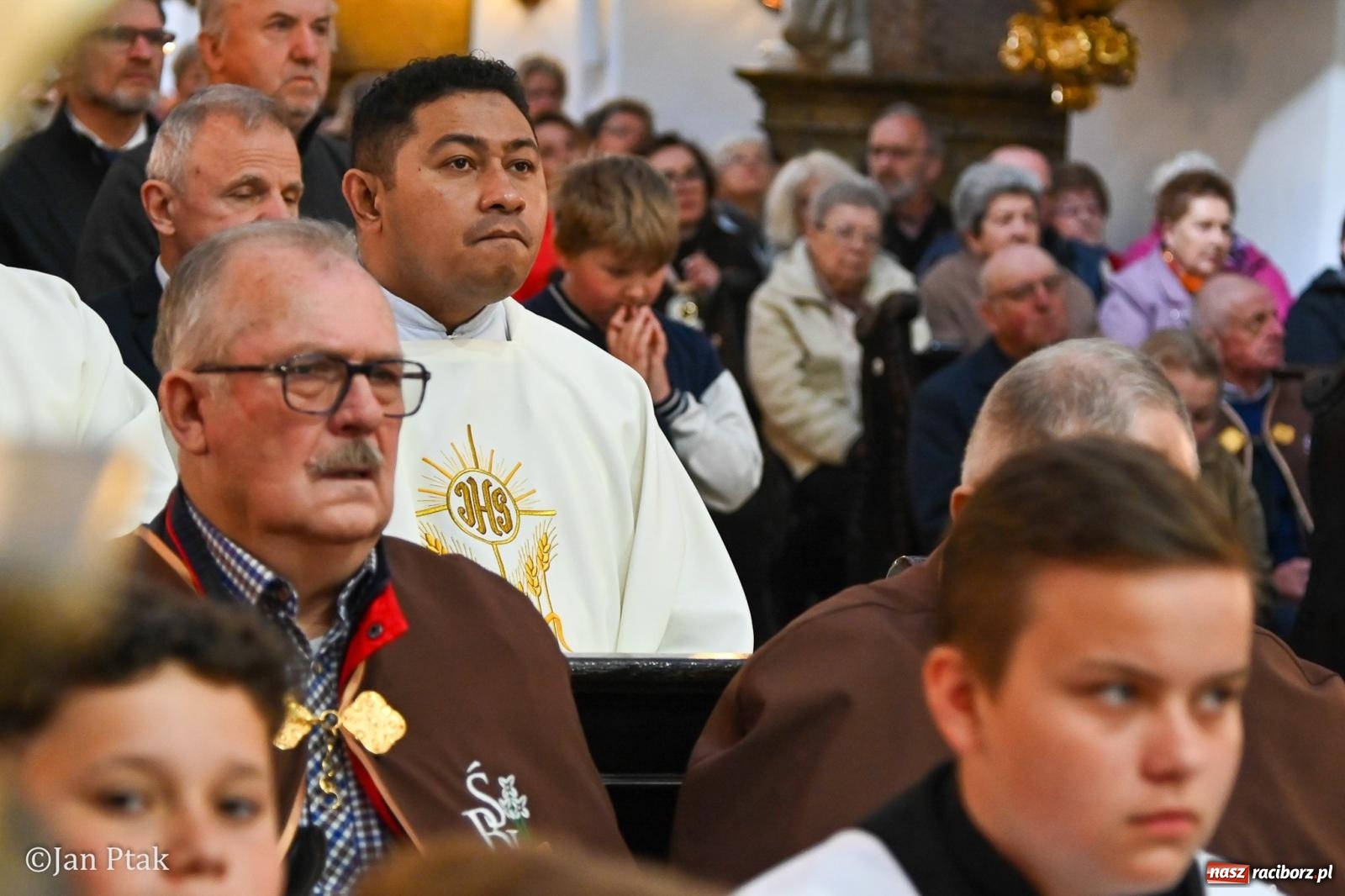 Zdjęcie w galerii na portalu naszraciborz.pl: Diecezjalne Święto Rodziny i XIII Jarmark Cysterski w Jemielnicy [FOTO] wiadomości z regionu