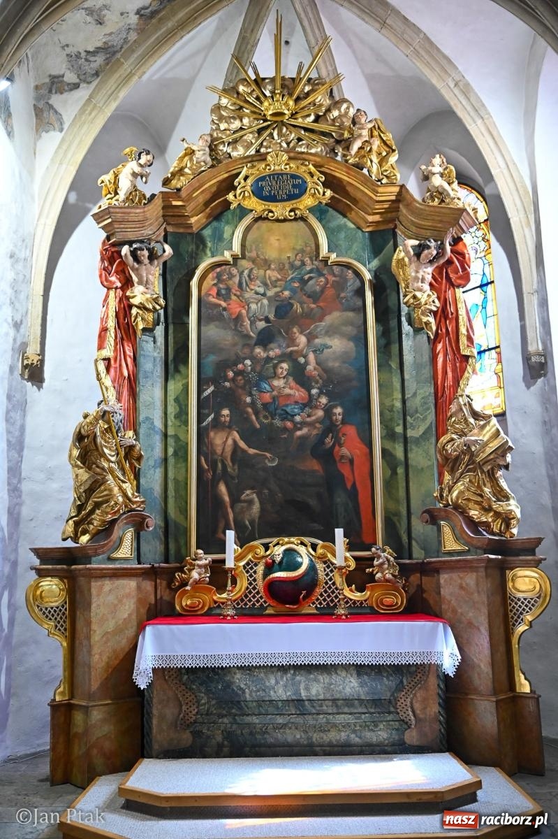 Zdjęcie w galerii na portalu naszraciborz.pl: Diecezjalne Święto Rodziny i XIII Jarmark Cysterski w Jemielnicy [FOTO] wiadomości z regionu