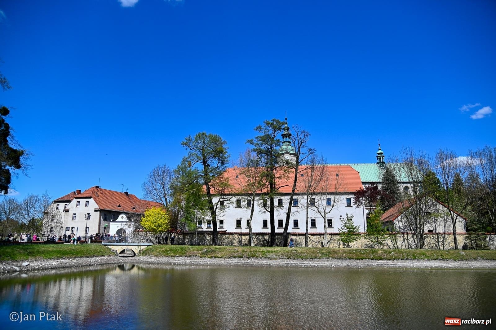 Zdjęcie w galerii na portalu naszraciborz.pl: Diecezjalne Święto Rodziny i XIII Jarmark Cysterski w Jemielnicy [FOTO] wiadomości z regionu