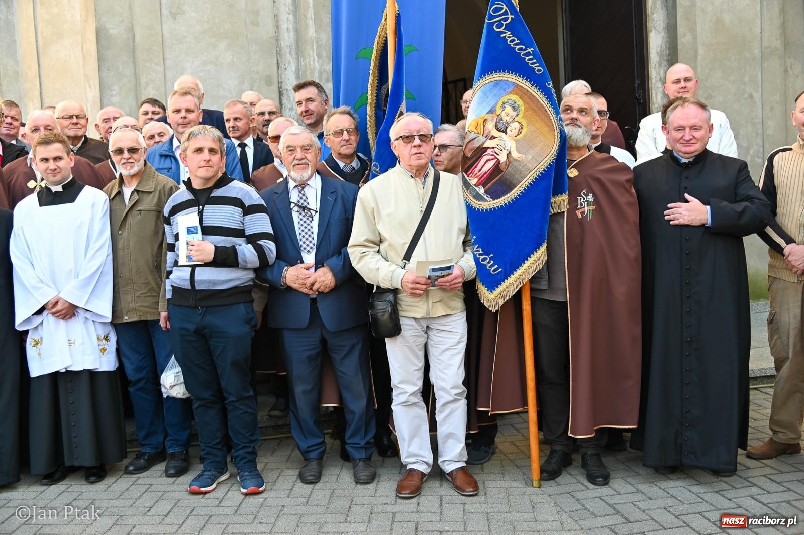 Zdjęcie w galerii na portalu naszraciborz.pl: Diecezjalne Święto Rodziny i XIII Jarmark Cysterski w Jemielnicy [FOTO] wiadomości z regionu