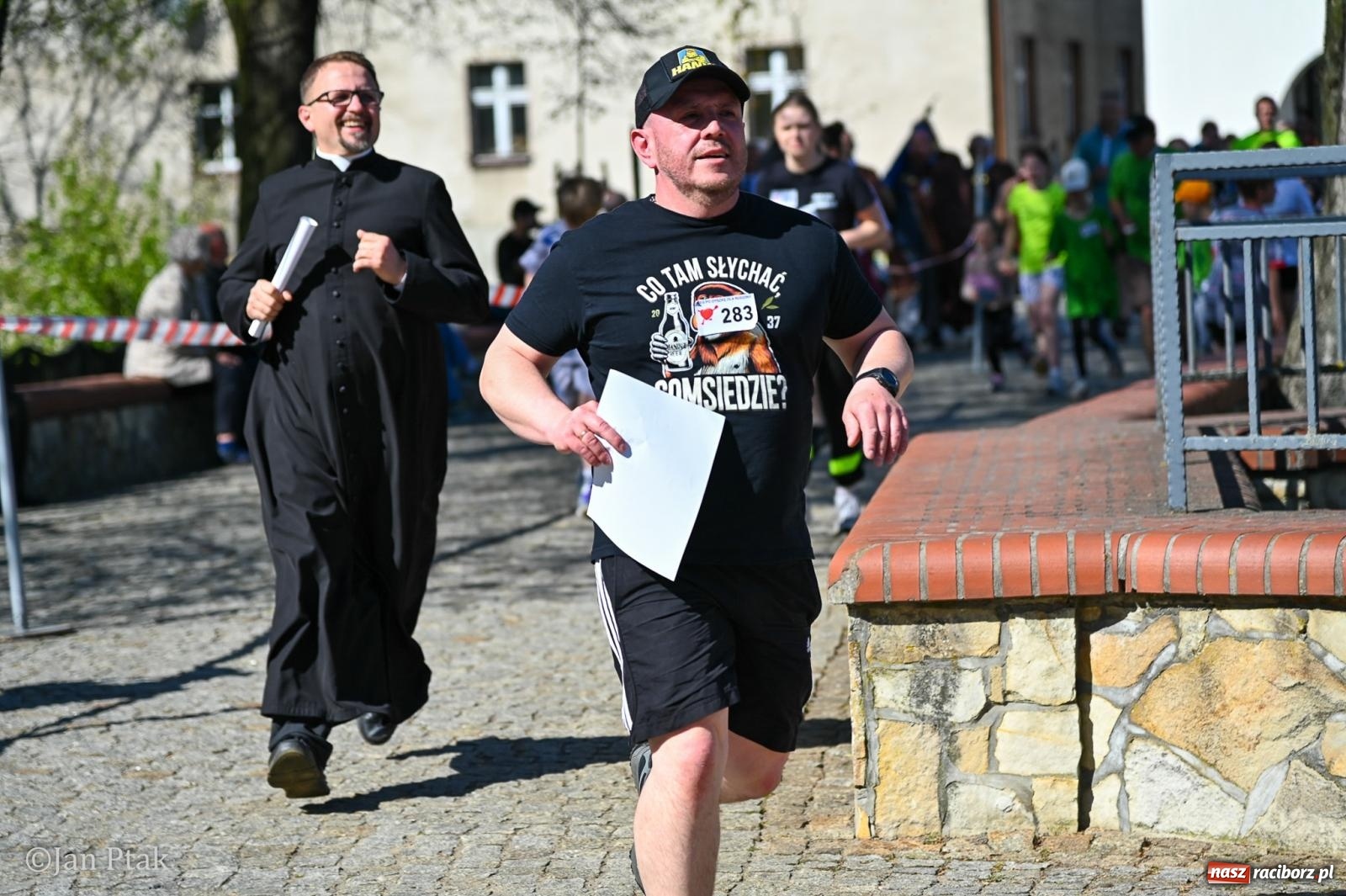 Zdjęcie w galerii na portalu naszraciborz.pl: Diecezjalne Święto Rodziny i XIII Jarmark Cysterski w Jemielnicy [FOTO] wiadomości z regionu