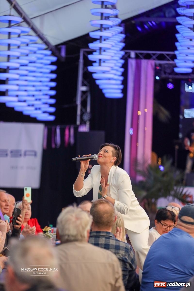 Zdjęcie w galerii na portalu naszraciborz.pl: Majówka Pokoleń w Szymocicach. Pierwszy dzień za nami, drugi przed uczestnikami [FOTO i WIDEO] wiadomości z regionu