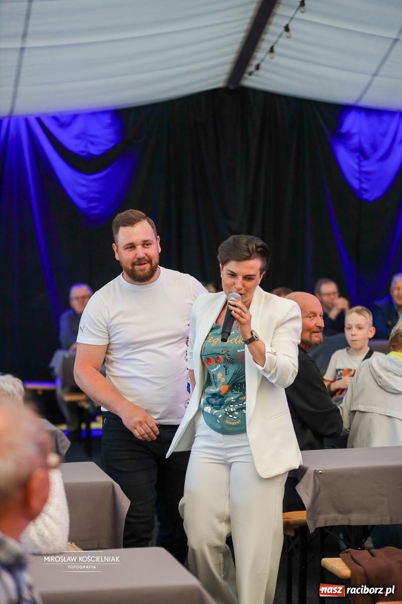 Zdjęcie w galerii na portalu naszraciborz.pl: Majówka Pokoleń w Szymocicach. Pierwszy dzień za nami, drugi przed uczestnikami [FOTO i WIDEO] wiadomości z regionu