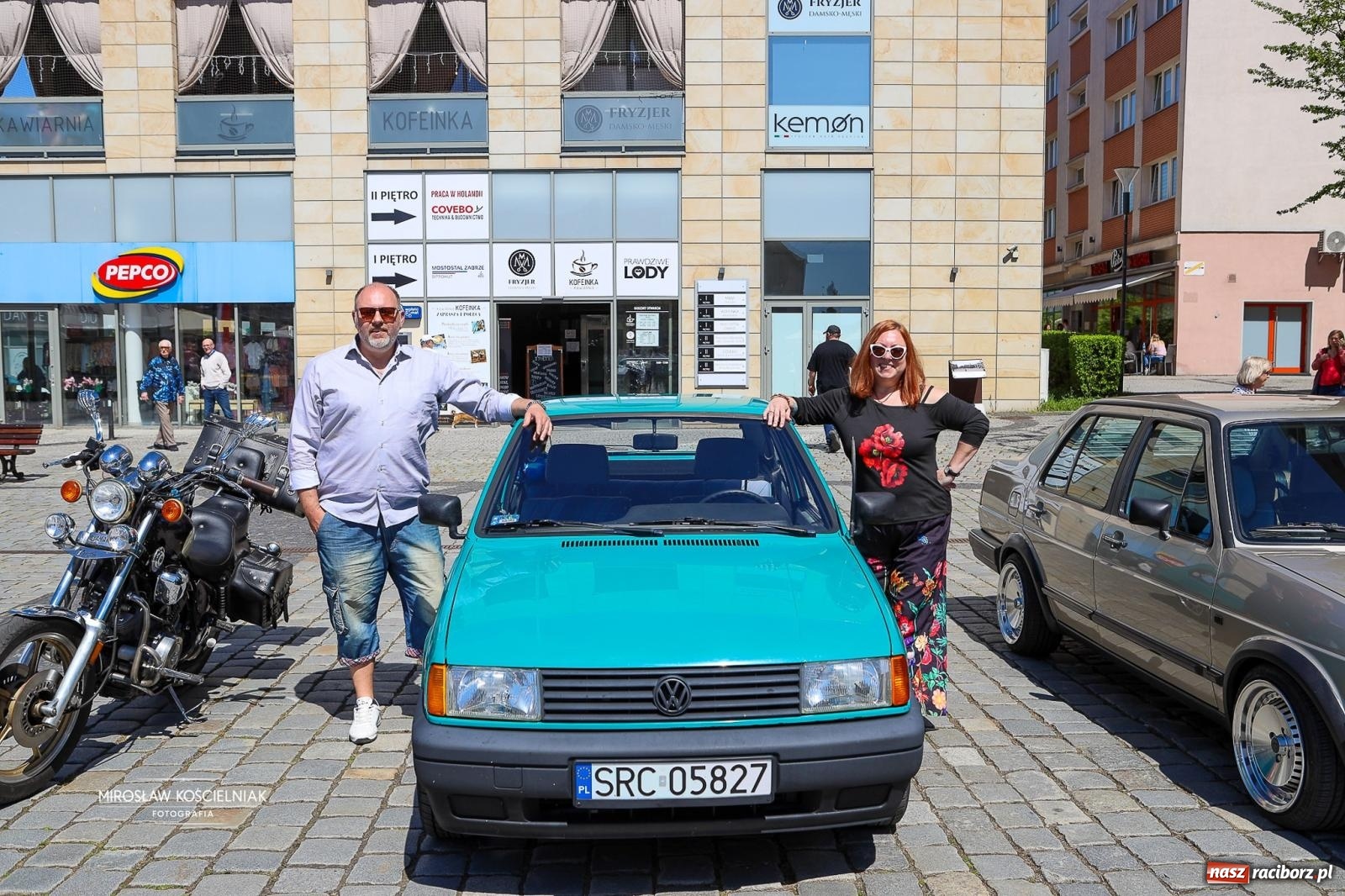 Zdjęcie w galerii na portalu naszraciborz.pl: Majówka Pokoleń w AquaBrax zawitała do Raciborza. Klasyki opanowały rynek wiadomości z regionu