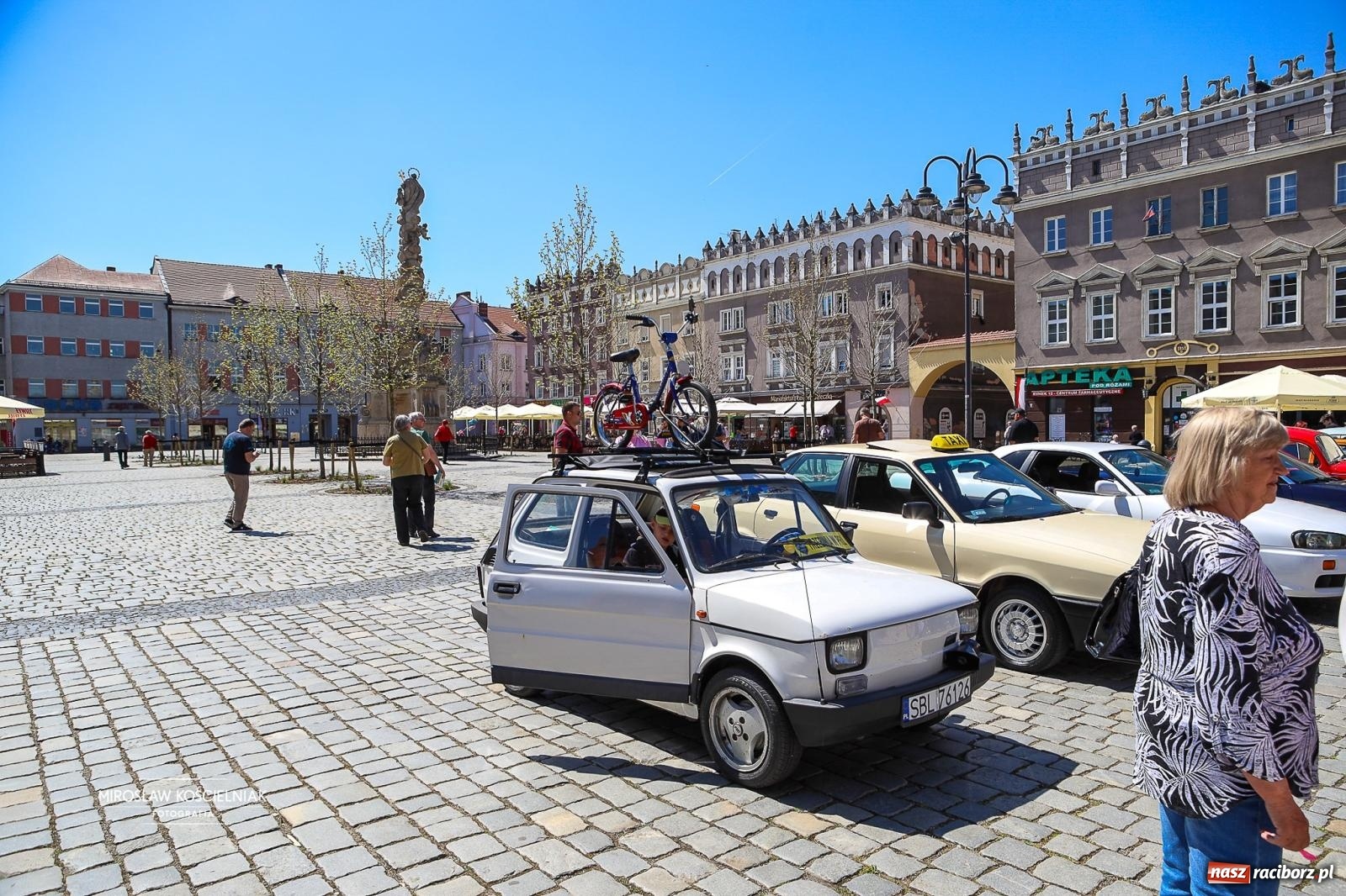 Zdjęcie w galerii na portalu naszraciborz.pl: Majówka Pokoleń w AquaBrax zawitała do Raciborza. Klasyki opanowały rynek wiadomości z regionu