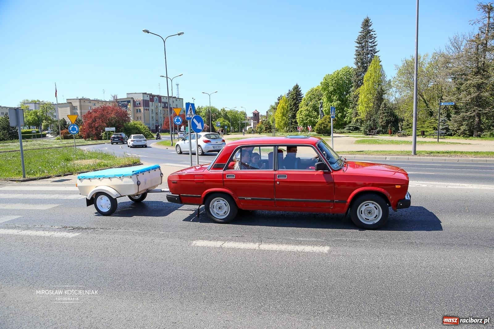 Zdjęcie w galerii na portalu naszraciborz.pl: Majówka Pokoleń w AquaBrax zawitała do Raciborza. Klasyki opanowały rynek wiadomości z regionu