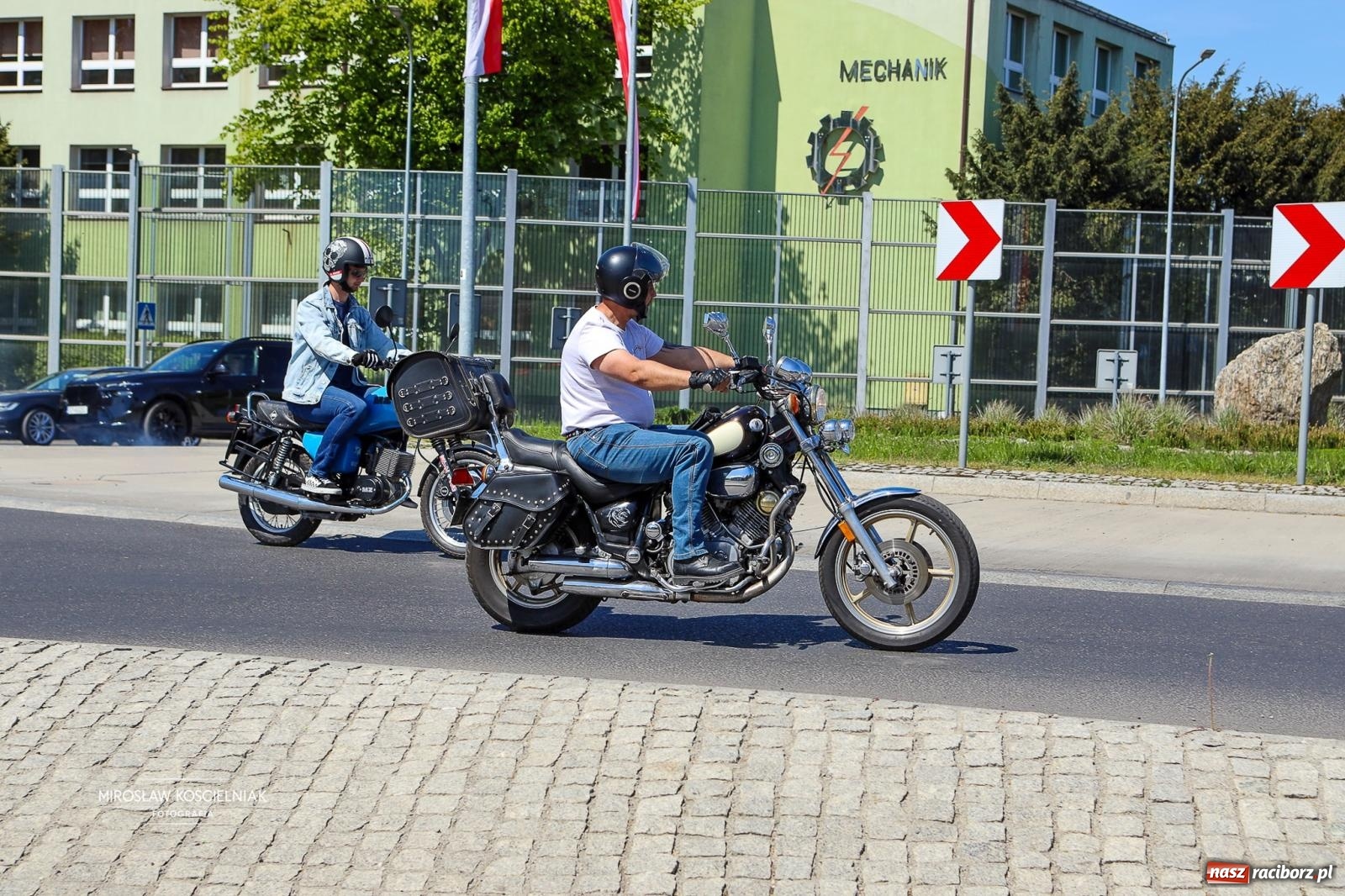Zdjęcie w galerii na portalu naszraciborz.pl: Majówka Pokoleń w AquaBrax zawitała do Raciborza. Klasyki opanowały rynek wiadomości z regionu