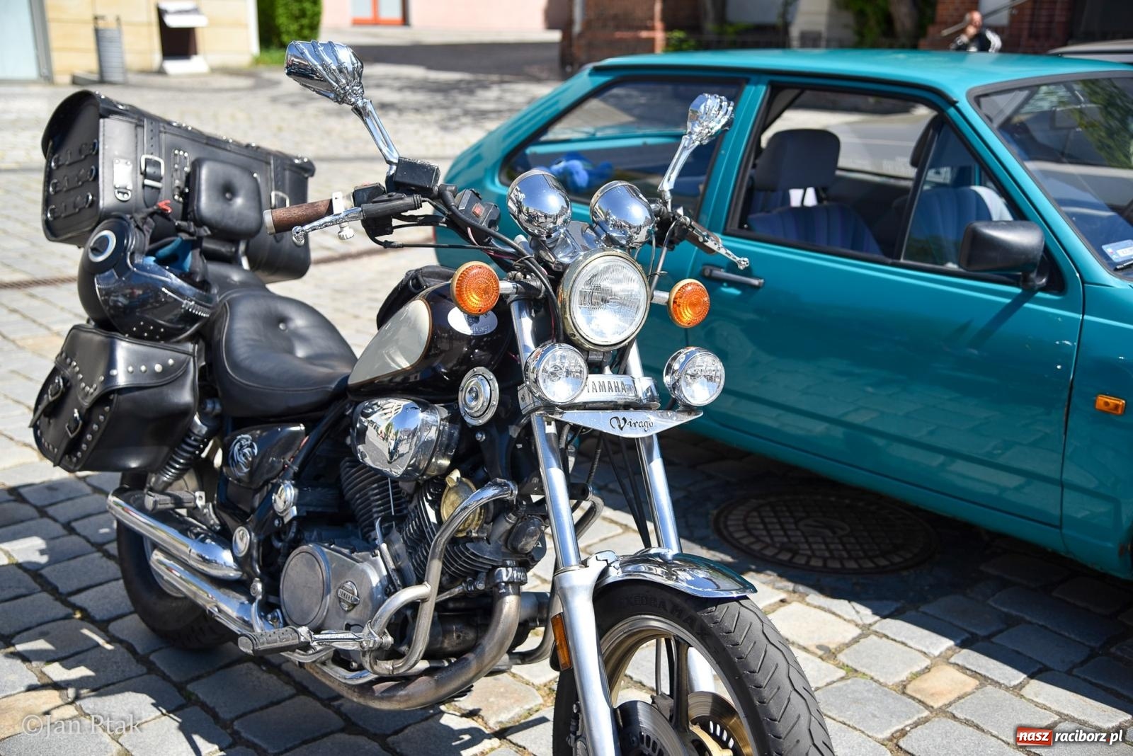 Zdjęcie w galerii na portalu naszraciborz.pl: Majówka Pokoleń w AquaBrax zawitała do Raciborza. Klasyki opanowały rynek wiadomości z regionu