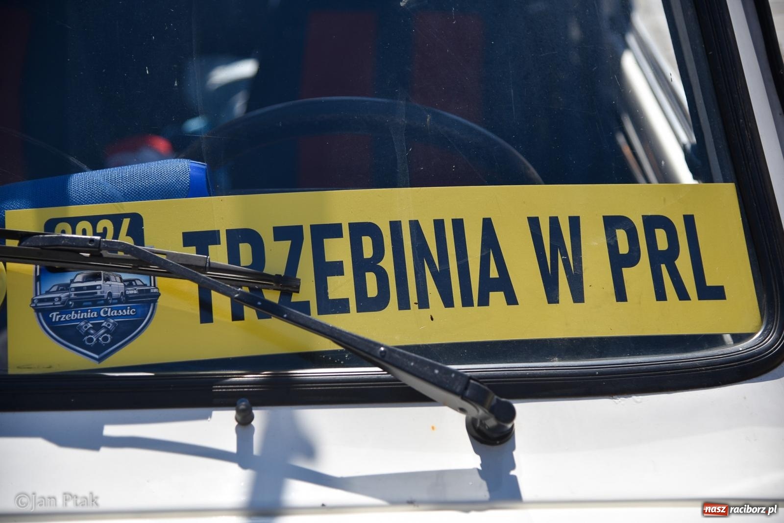 Zdjęcie w galerii na portalu naszraciborz.pl: Majówka Pokoleń w AquaBrax zawitała do Raciborza. Klasyki opanowały rynek wiadomości z regionu