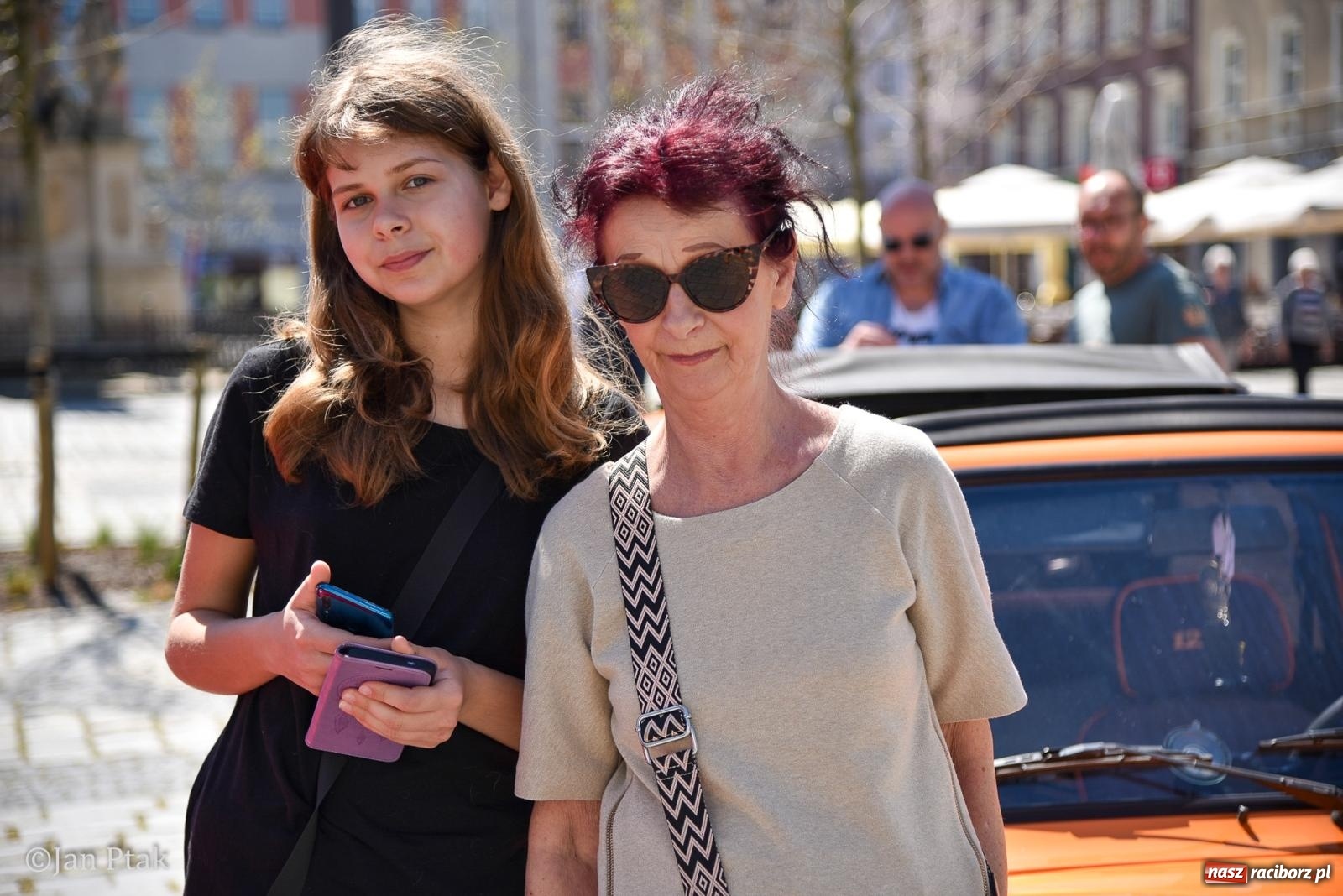 Zdjęcie w galerii na portalu naszraciborz.pl: Majówka Pokoleń w AquaBrax zawitała do Raciborza. Klasyki opanowały rynek wiadomości z regionu