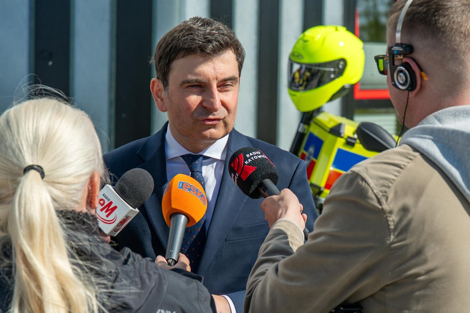 Zdjęcie w galerii na portalu naszraciborz.pl: Motoambulanse w systemie ratownictwa. Nowelizacja ustawy zwiększy szybkość reakcji służb wiadomości z regionu