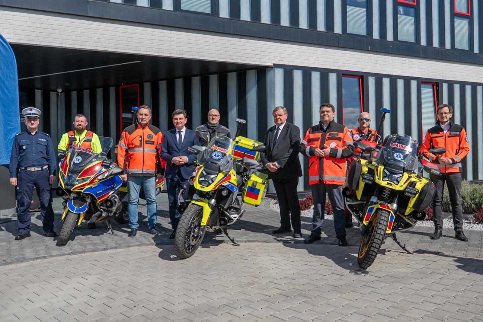 Zdjęcie w galerii na portalu naszraciborz.pl: Motoambulanse w systemie ratownictwa. Nowelizacja ustawy zwiększy szybkość reakcji służb wiadomości z regionu