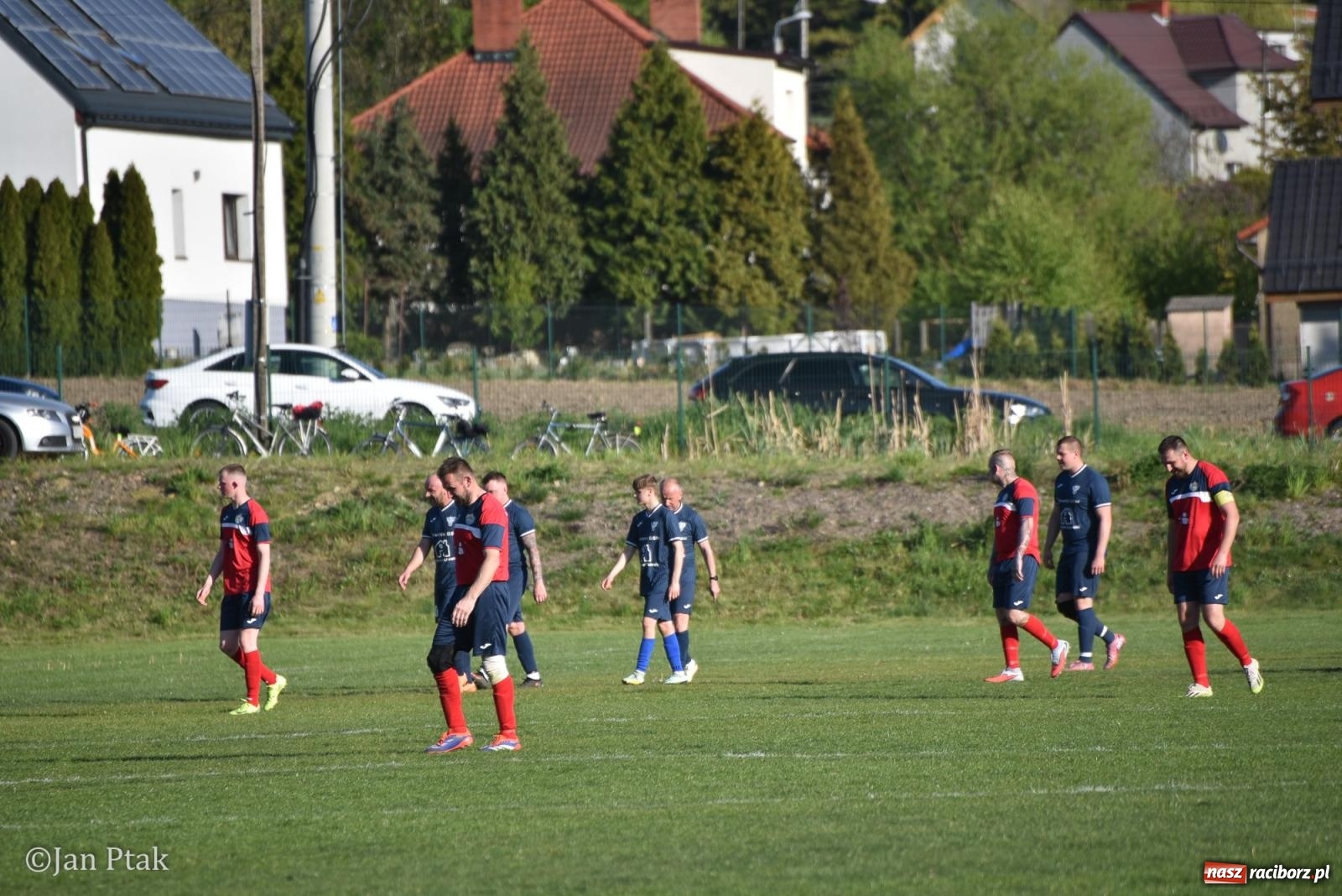 Zdjęcie w galerii na portalu naszraciborz.pl: B klasa: W Brzeziu stabilnie. Dwadzieścia jeden meczów z rzędu w plecy [FOTO] wiadomości z regionu