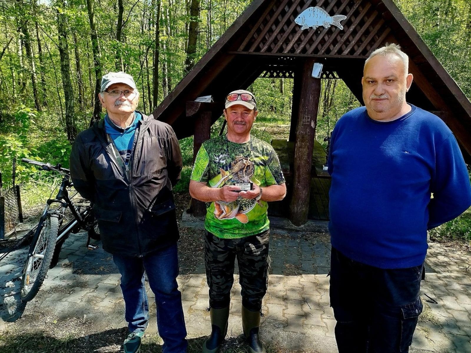 Zdjęcie w galerii na portalu naszraciborz.pl: Rozegrano X jubileuszowe indywidualne wiosenne zawody spinningowe o Puchar Prezesa 2026 wiadomości z regionu