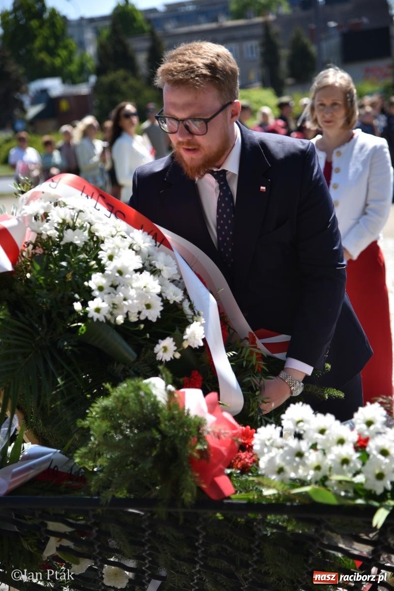 Zdjęcie w galerii na portalu naszraciborz.pl: Obchody Święta Narodowego Trzeciego Maja w Raciborzu [FOTO i WIDEO] wiadomości z regionu