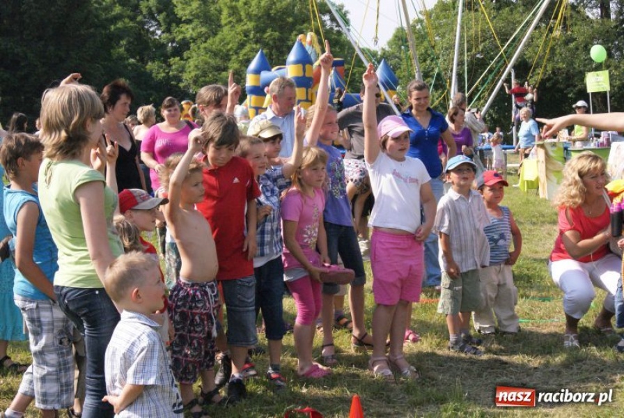 Zdjęcie w galerii na portalu naszraciborz.pl: W Modzurowie grali dla Paulinki wiadomości z regionu