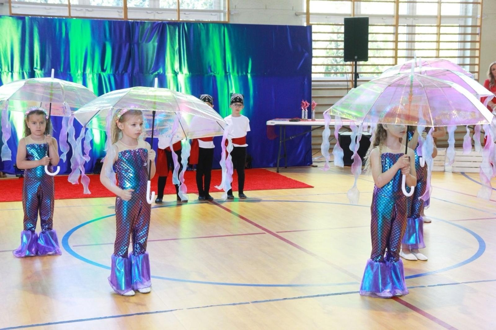 Zdjęcie w galerii na portalu naszraciborz.pl: IV Powiatowy Festiwal Taneczny Tańczące Przedszkolaki w Zabełkowie wiadomości z regionu