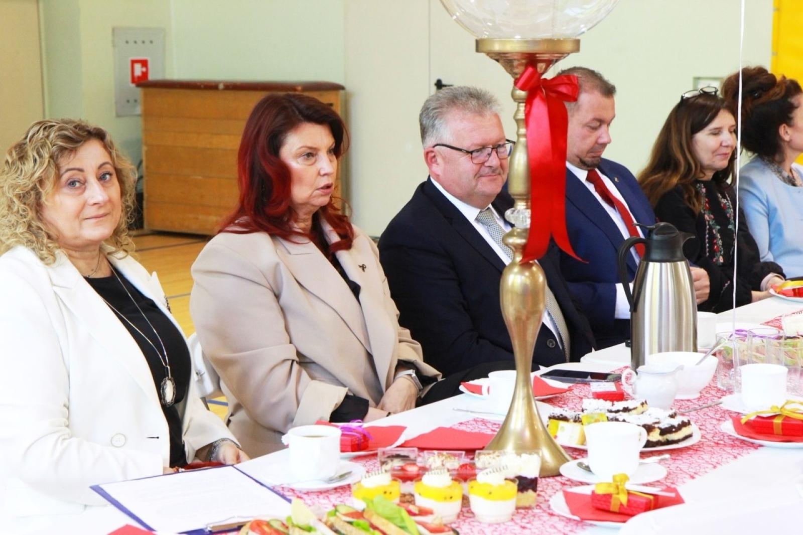 Zdjęcie w galerii na portalu naszraciborz.pl: IV Powiatowy Festiwal Taneczny Tańczące Przedszkolaki w Zabełkowie wiadomości z regionu