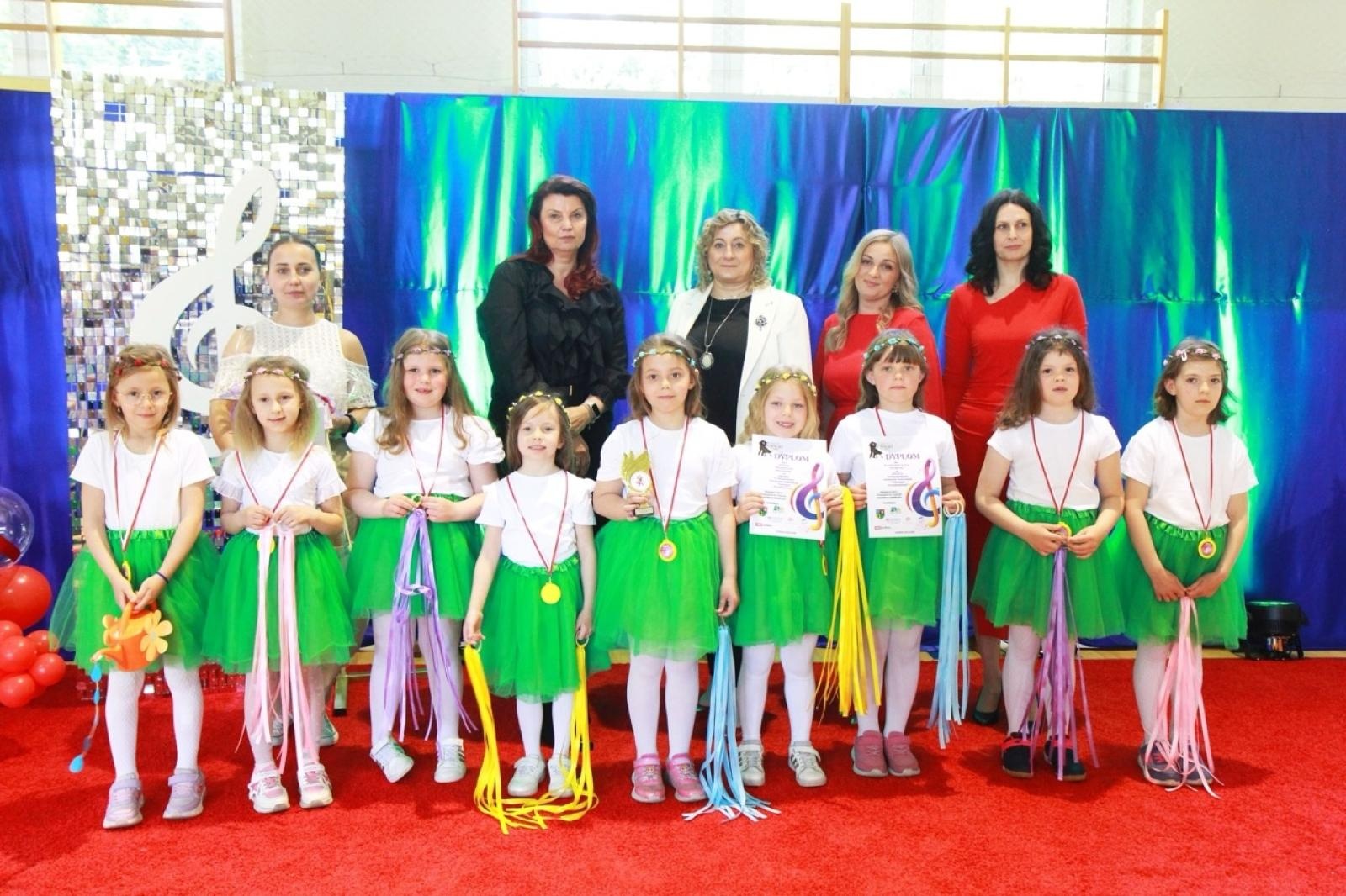 Zdjęcie w galerii na portalu naszraciborz.pl: IV Powiatowy Festiwal Taneczny Tańczące Przedszkolaki w Zabełkowie wiadomości z regionu