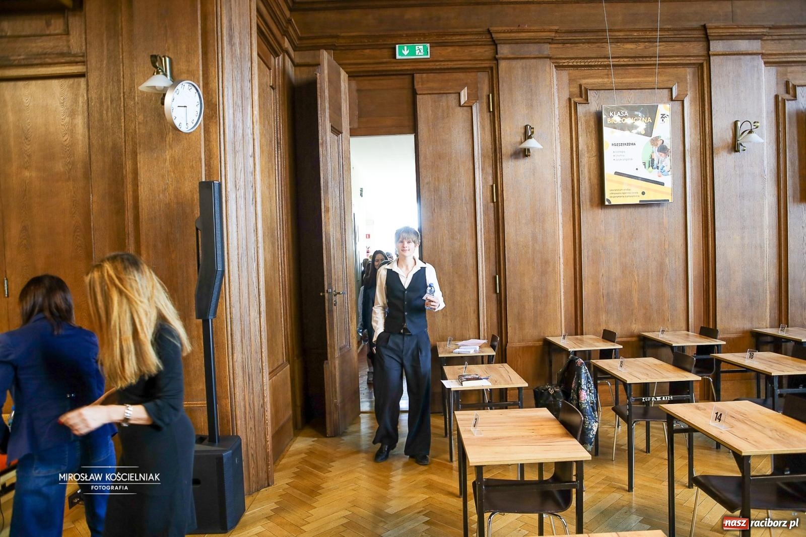 Zdjęcie w galerii na portalu naszraciborz.pl: Od studniówki do matury. Uczniowie ZSO nr 1 w Raciborzu rozpoczynają najważniejszy wiadomości z regionu