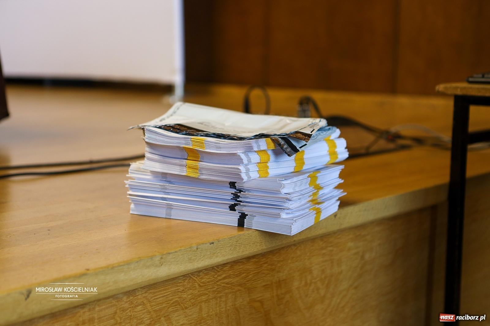 Zdjęcie w galerii na portalu naszraciborz.pl: Od studniówki do matury. Uczniowie ZSO nr 1 w Raciborzu rozpoczynają najważniejszy wiadomości z regionu