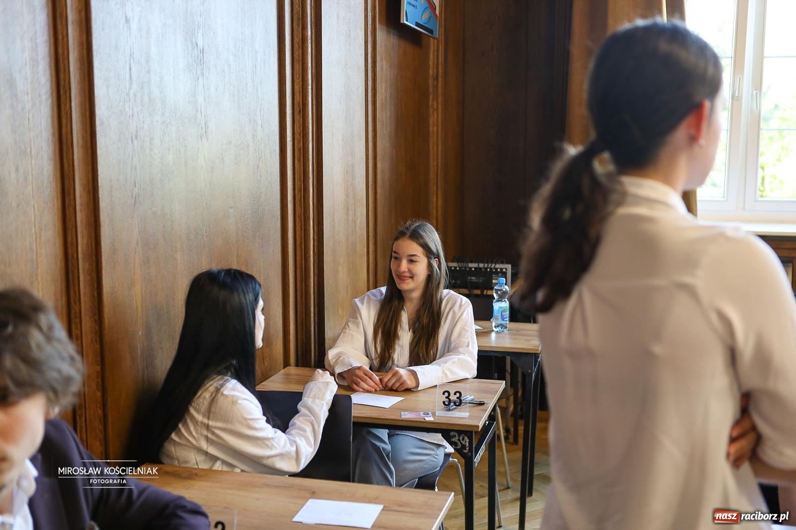 Zdjęcie w galerii na portalu naszraciborz.pl: Od studniówki do matury. Uczniowie ZSO nr 1 w Raciborzu rozpoczynają najważniejszy wiadomości z regionu