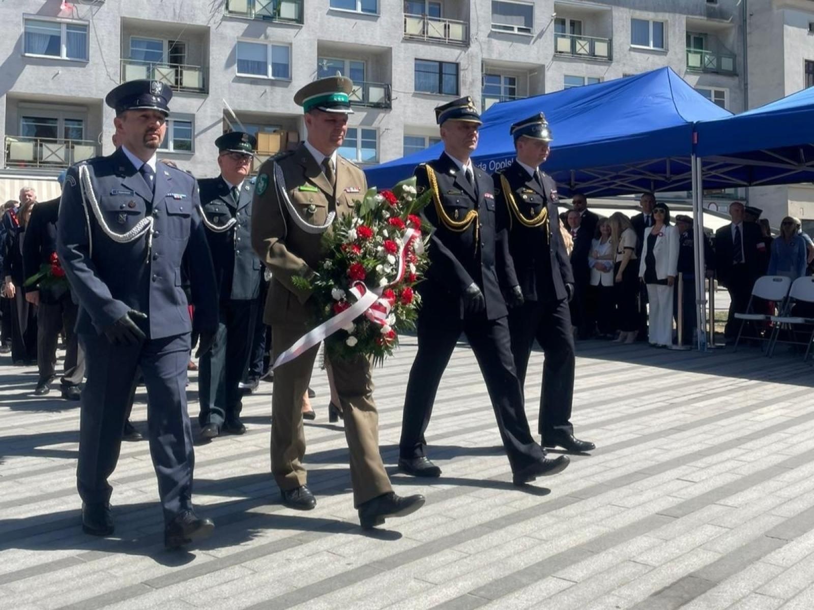 Zdjęcie w galerii na portalu naszraciborz.pl: Narodowe Święto Konstytucji 3 Maja na Śląsku i Opolszczyźnie wiadomości z regionu