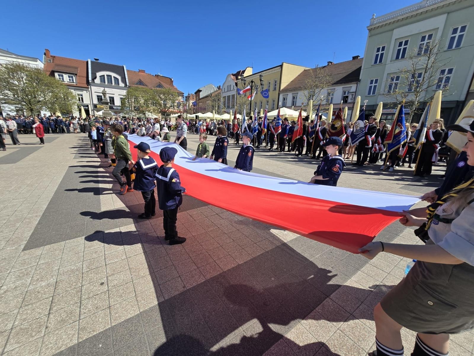 Zdjęcie w galerii na portalu naszraciborz.pl: Narodowe Święto Konstytucji 3 Maja na Śląsku i Opolszczyźnie wiadomości z regionu