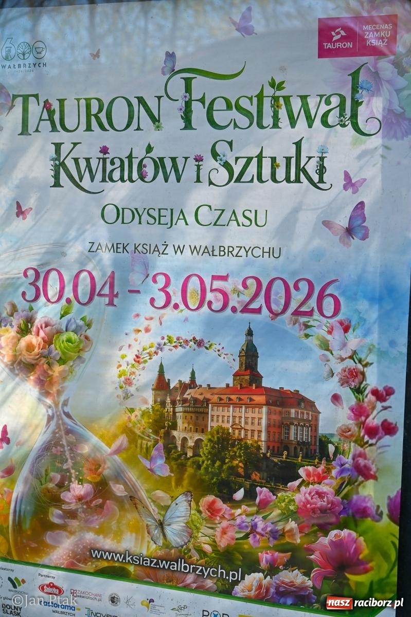Zdjęcie w galerii na portalu naszraciborz.pl: TAURON Festiwal Kwiatów i Sztuki w Zamku Książ – Odyseja czasu wiadomości z regionu