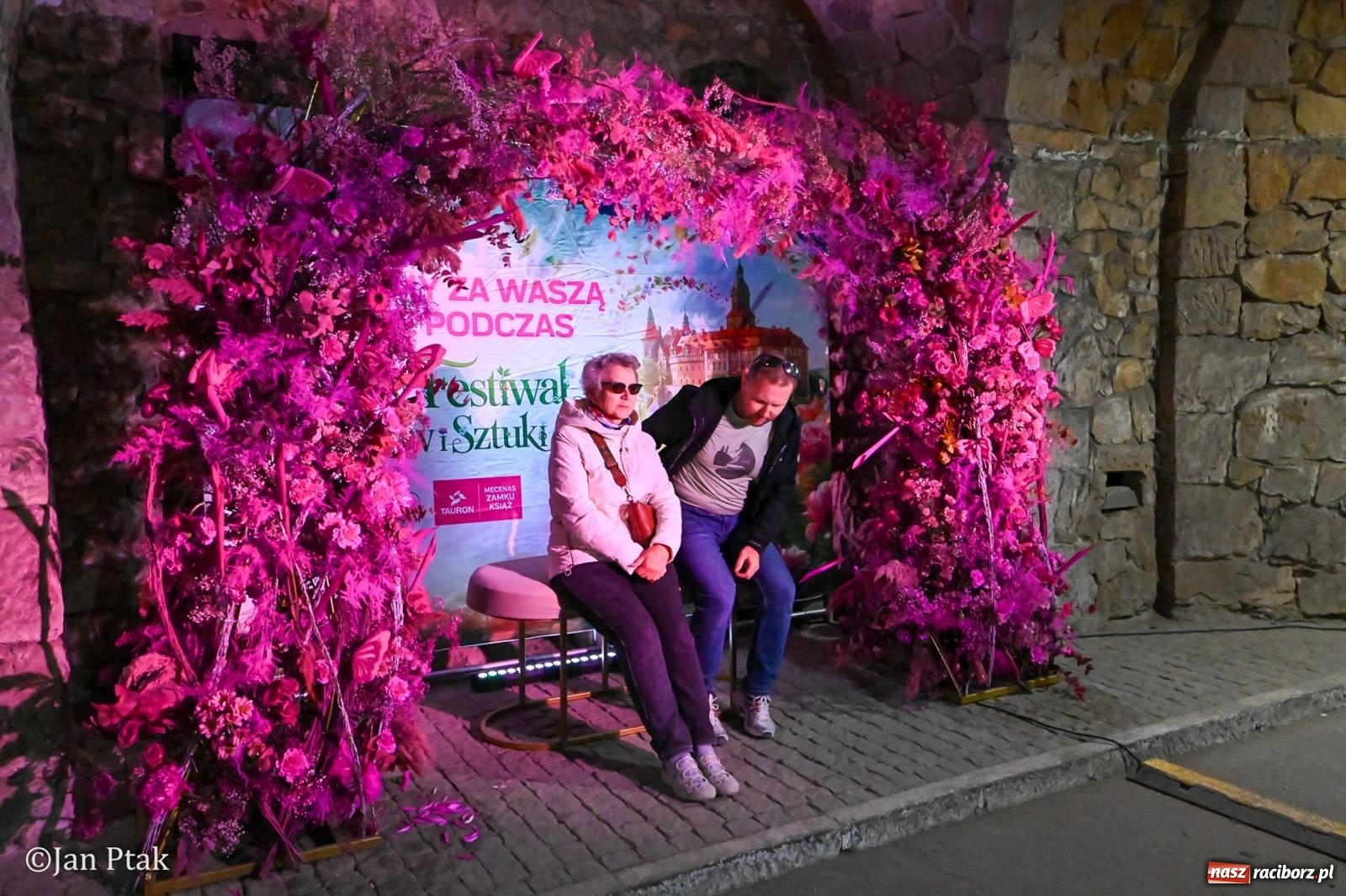 Zdjęcie w galerii na portalu naszraciborz.pl: TAURON Festiwal Kwiatów i Sztuki w Zamku Książ – Odyseja czasu wiadomości z regionu