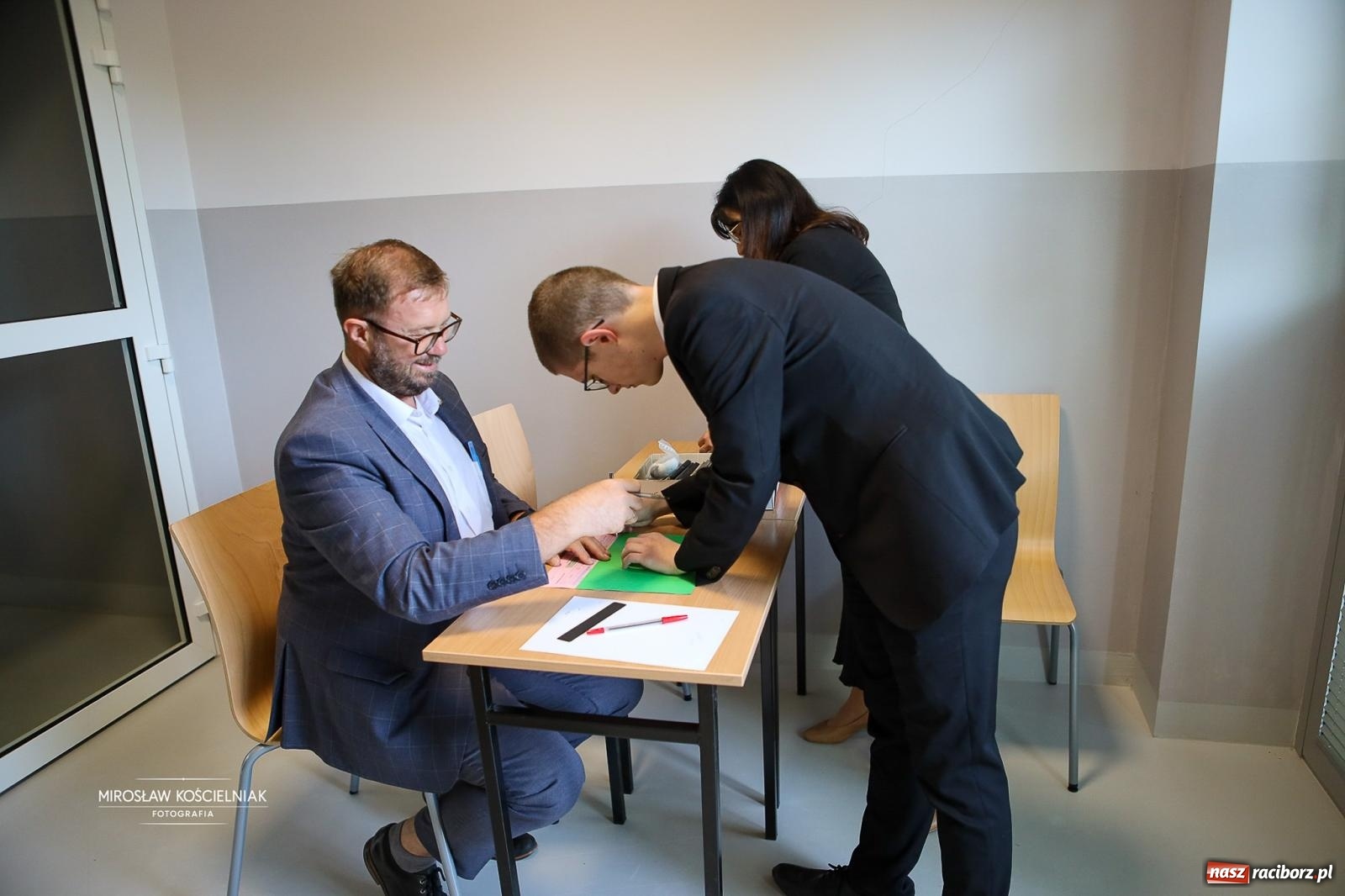 Zdjęcie w galerii na portalu naszraciborz.pl: Drugi dzień matur. Uczniowie Mechanika mierzą się z matematyką wiadomości z regionu