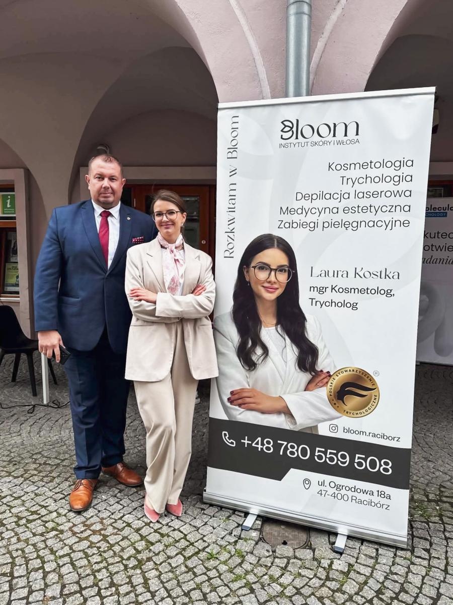 Zdjęcie w galerii na portalu naszraciborz.pl: Za nami Dzień Trychologii w Raciborzu. Mieszkańcy skorzystali z bezpłatnych konsultacji wiadomości z regionu