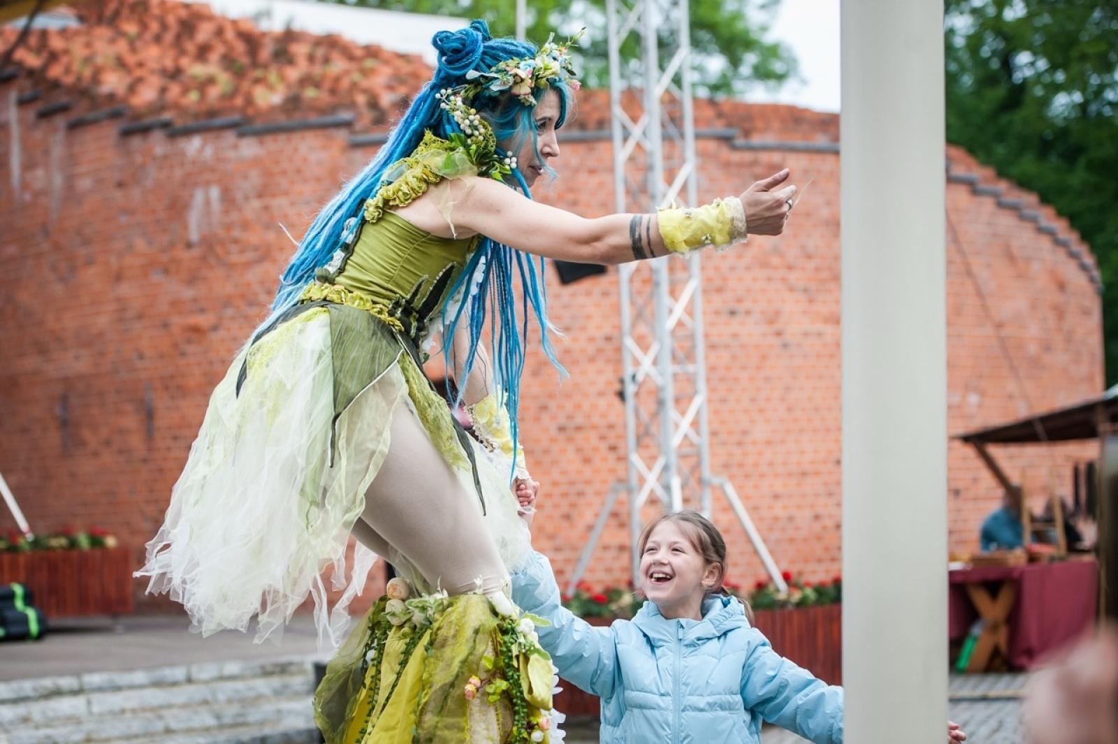Zdjęcie w galerii na portalu naszraciborz.pl: II Festiwal Średniowieczny na Zamku Piastowskim - walki rycerskie, smok i teatry ognia [FOTO i WIDEO] wiadomości z regionu
