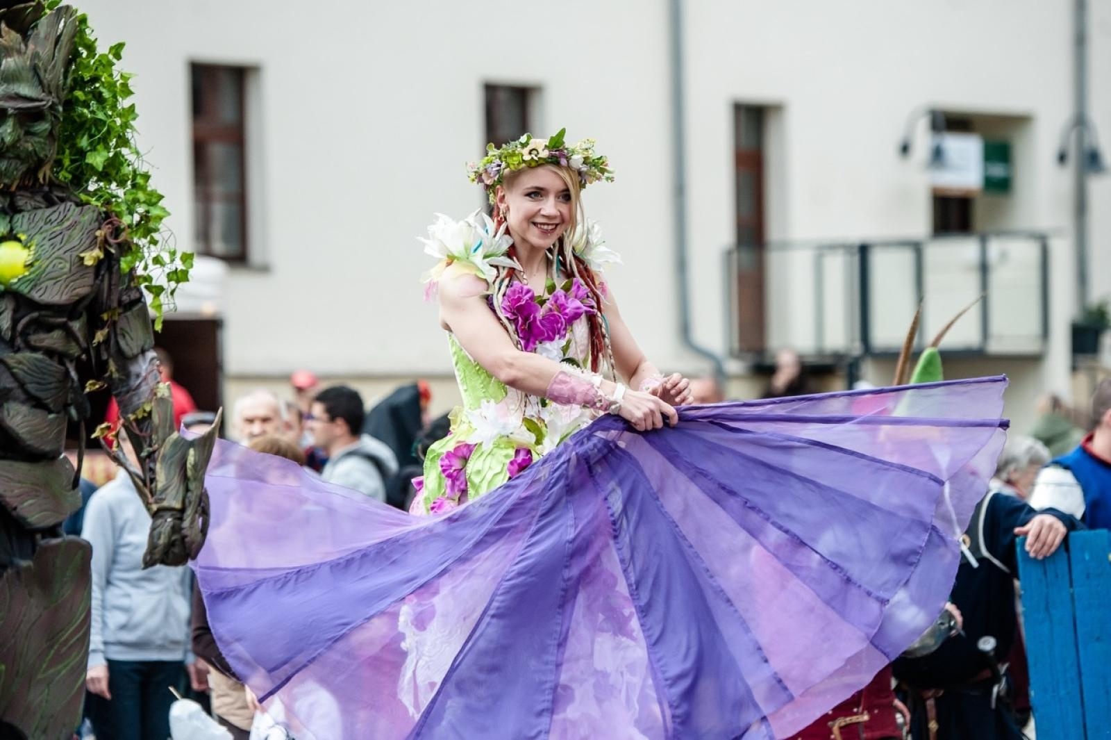 Zdjęcie w galerii na portalu naszraciborz.pl: II Festiwal Średniowieczny na Zamku Piastowskim - walki rycerskie, smok i teatry ognia [FOTO i WIDEO] wiadomości z regionu