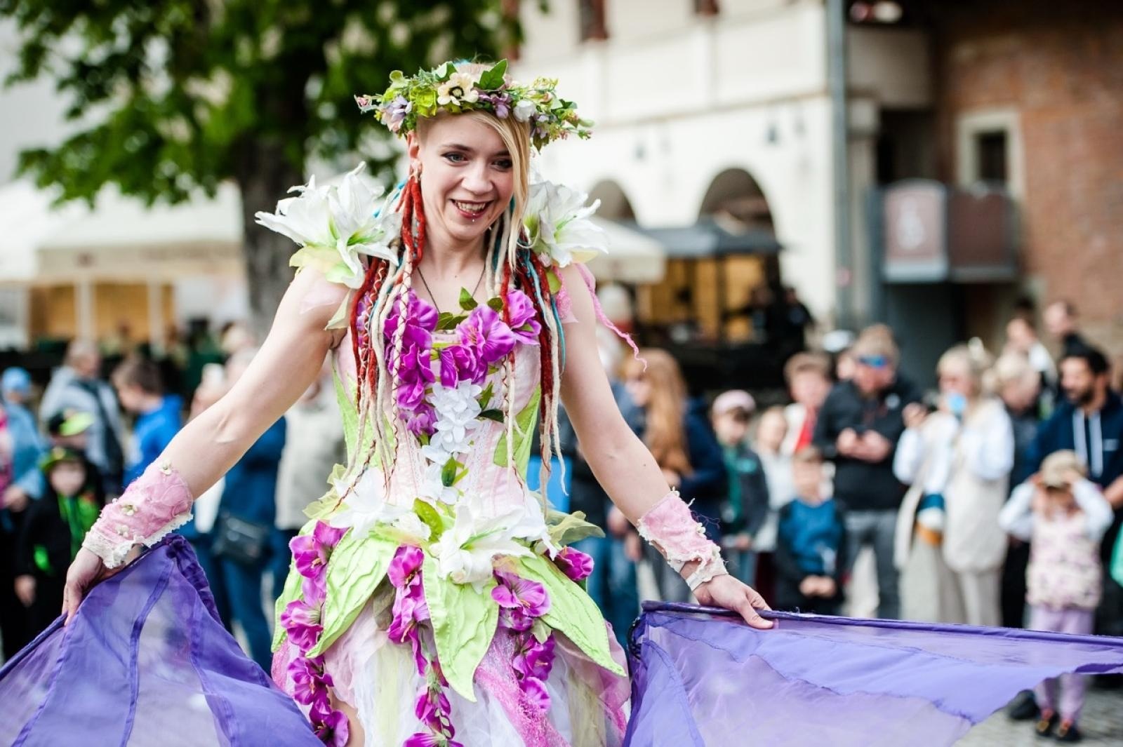 Zdjęcie w galerii na portalu naszraciborz.pl: II Festiwal Średniowieczny na Zamku Piastowskim - walki rycerskie, smok i teatry ognia [FOTO i WIDEO] wiadomości z regionu