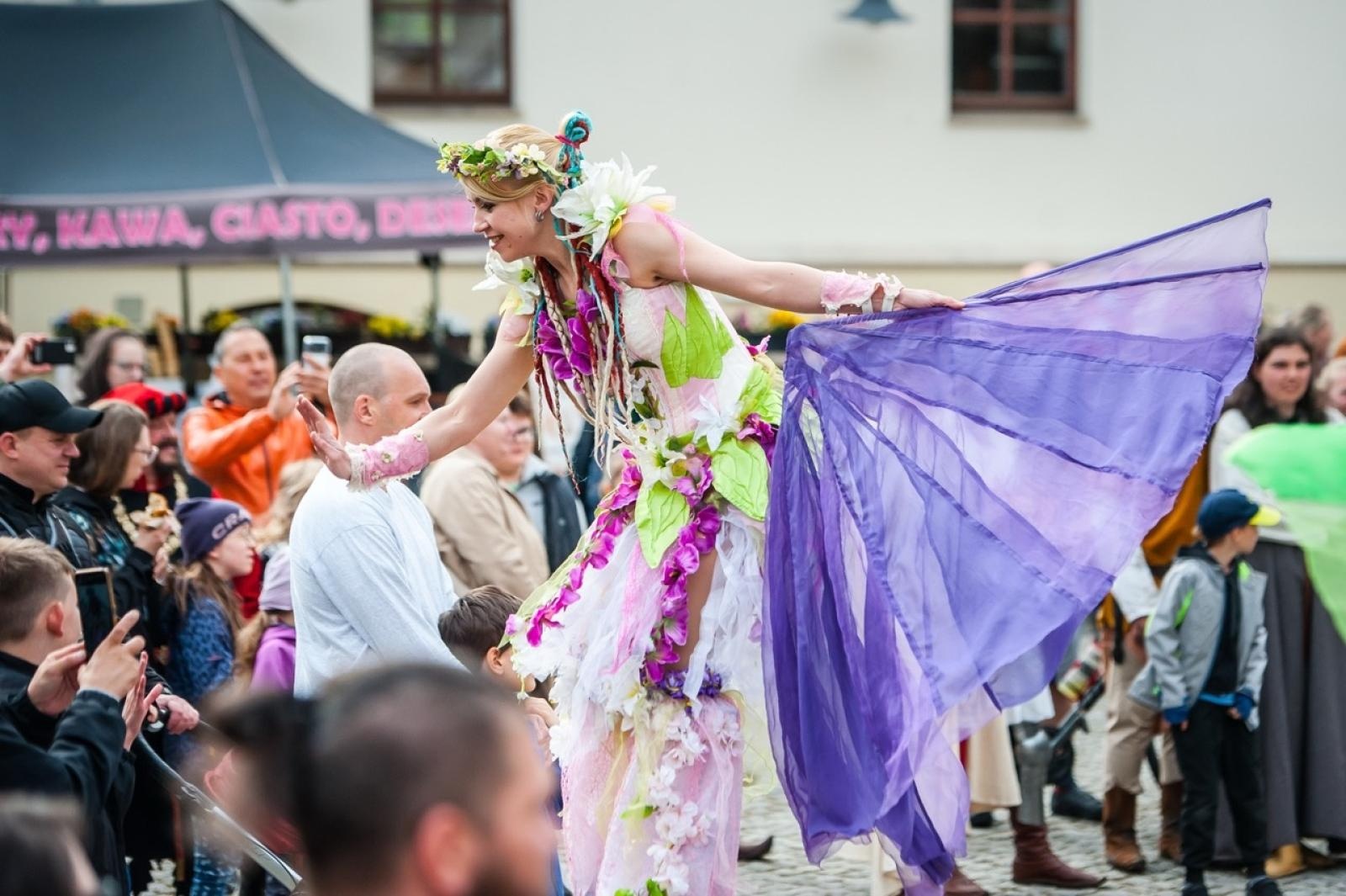 Zdjęcie w galerii na portalu naszraciborz.pl: II Festiwal Średniowieczny na Zamku Piastowskim - walki rycerskie, smok i teatry ognia [FOTO i WIDEO] wiadomości z regionu