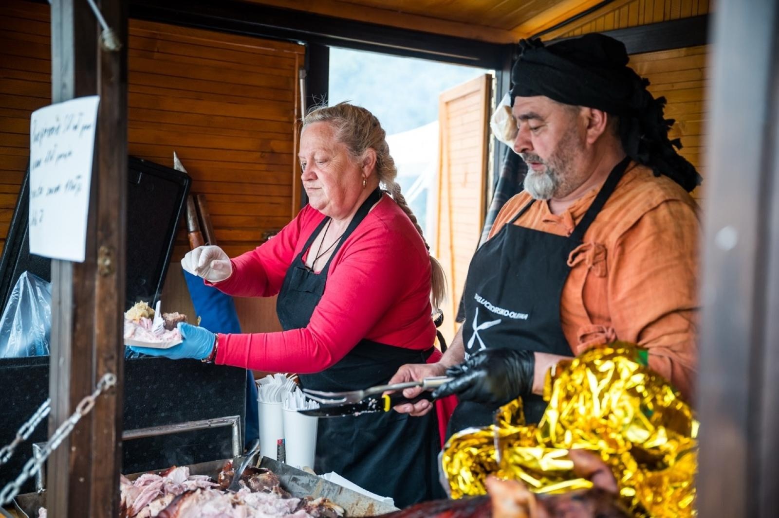 Zdjęcie w galerii na portalu naszraciborz.pl: II Festiwal Średniowieczny na Zamku Piastowskim - walki rycerskie, smok i teatry ognia [FOTO i WIDEO] wiadomości z regionu