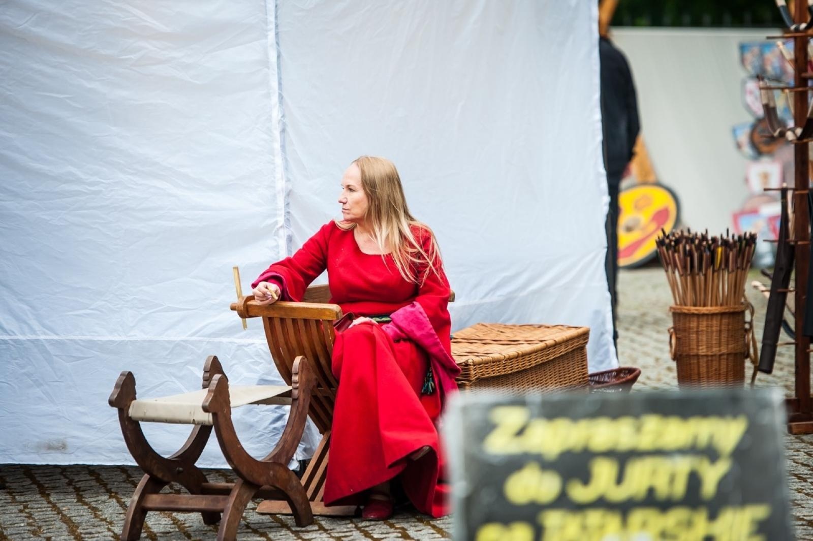 Zdjęcie w galerii na portalu naszraciborz.pl: II Festiwal Średniowieczny na Zamku Piastowskim - walki rycerskie, smok i teatry ognia [FOTO i WIDEO] wiadomości z regionu