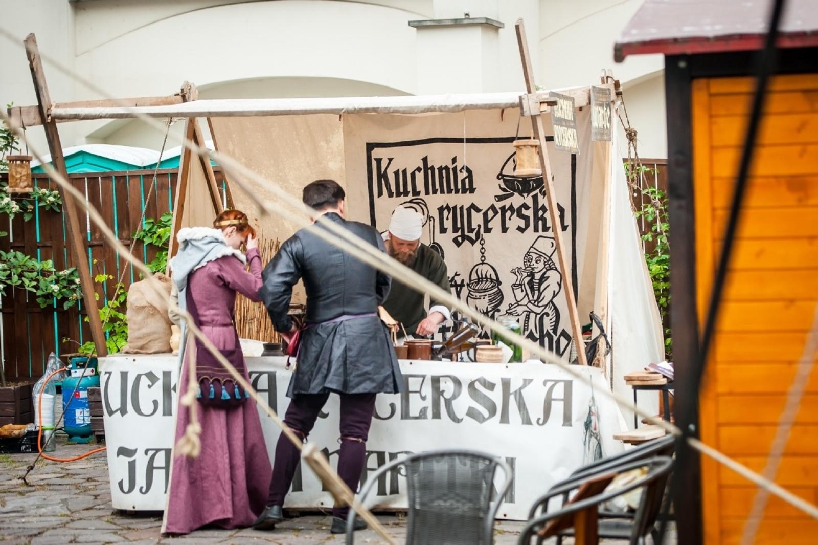 Zdjęcie w galerii na portalu naszraciborz.pl: II Festiwal Średniowieczny na Zamku Piastowskim - walki rycerskie, smok i teatry ognia [FOTO i WIDEO] wiadomości z regionu