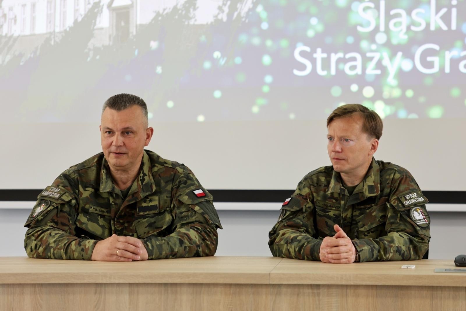 Zdjęcie w galerii na portalu naszraciborz.pl: Komendant Główny Straży Granicznej w Raciborzu. Odprawa kadry kierowniczej Śląskiego Oddziału SG wiadomości z regionu
