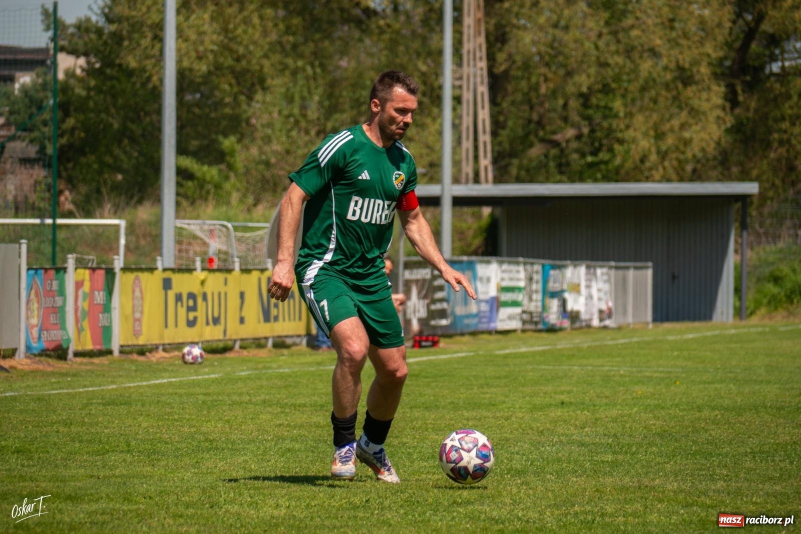 Zdjęcie w galerii na portalu naszraciborz.pl: Gol w 88. minucie uratował Nędzę. Syrynia wypuściła zwycięstwo z rąk [FOTO] wiadomości z regionu