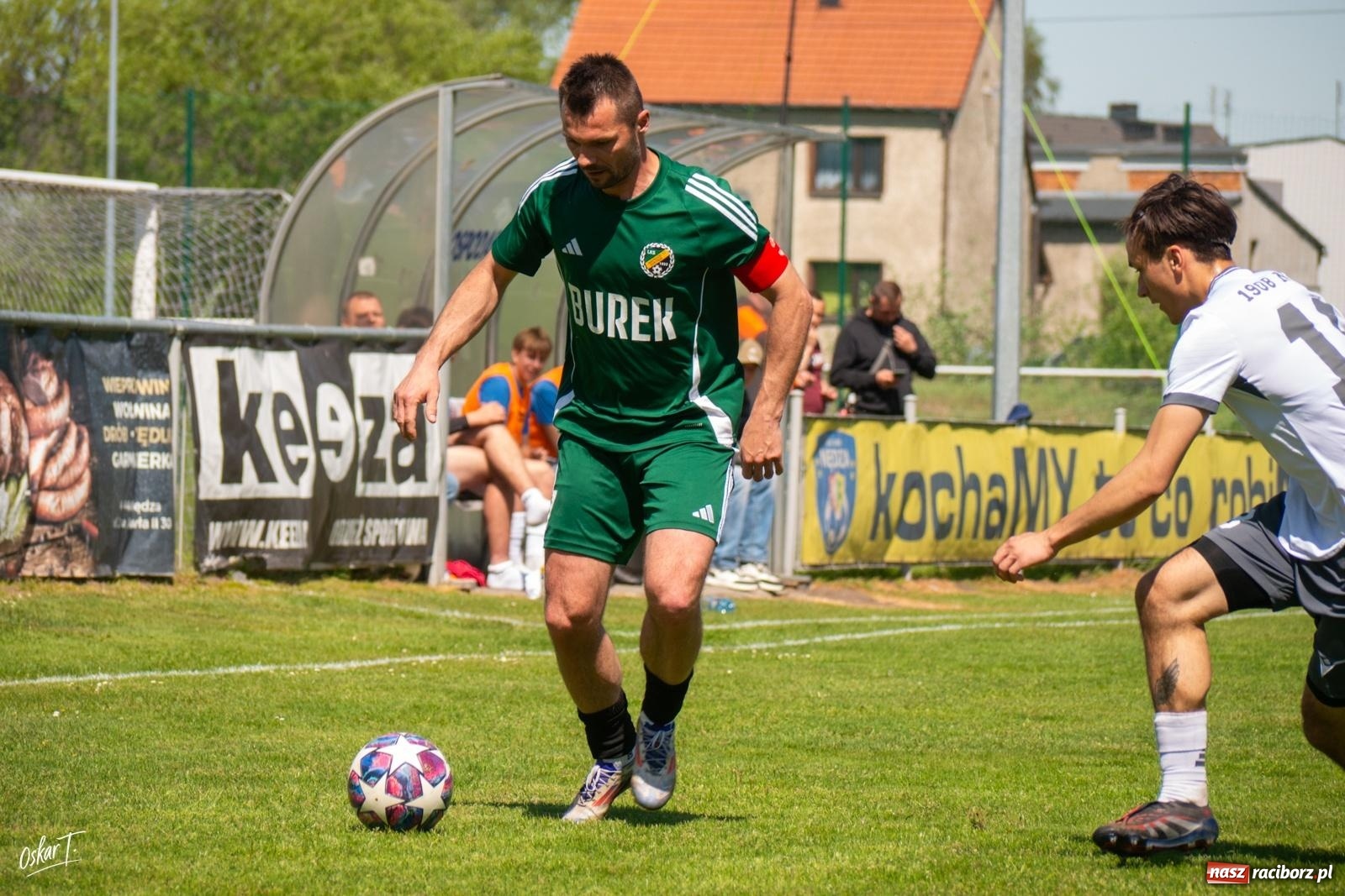 Zdjęcie w galerii na portalu naszraciborz.pl: Gol w 88. minucie uratował Nędzę. Syrynia wypuściła zwycięstwo z rąk [FOTO] wiadomości z regionu