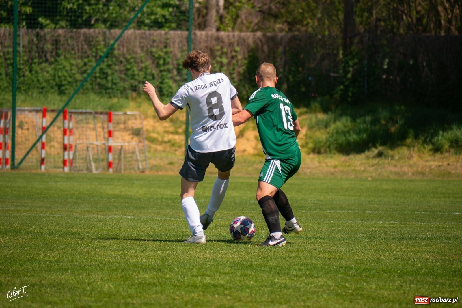 Zdjęcie w galerii na portalu naszraciborz.pl: Gol w 88. minucie uratował Nędzę. Syrynia wypuściła zwycięstwo z rąk [FOTO] wiadomości z regionu
